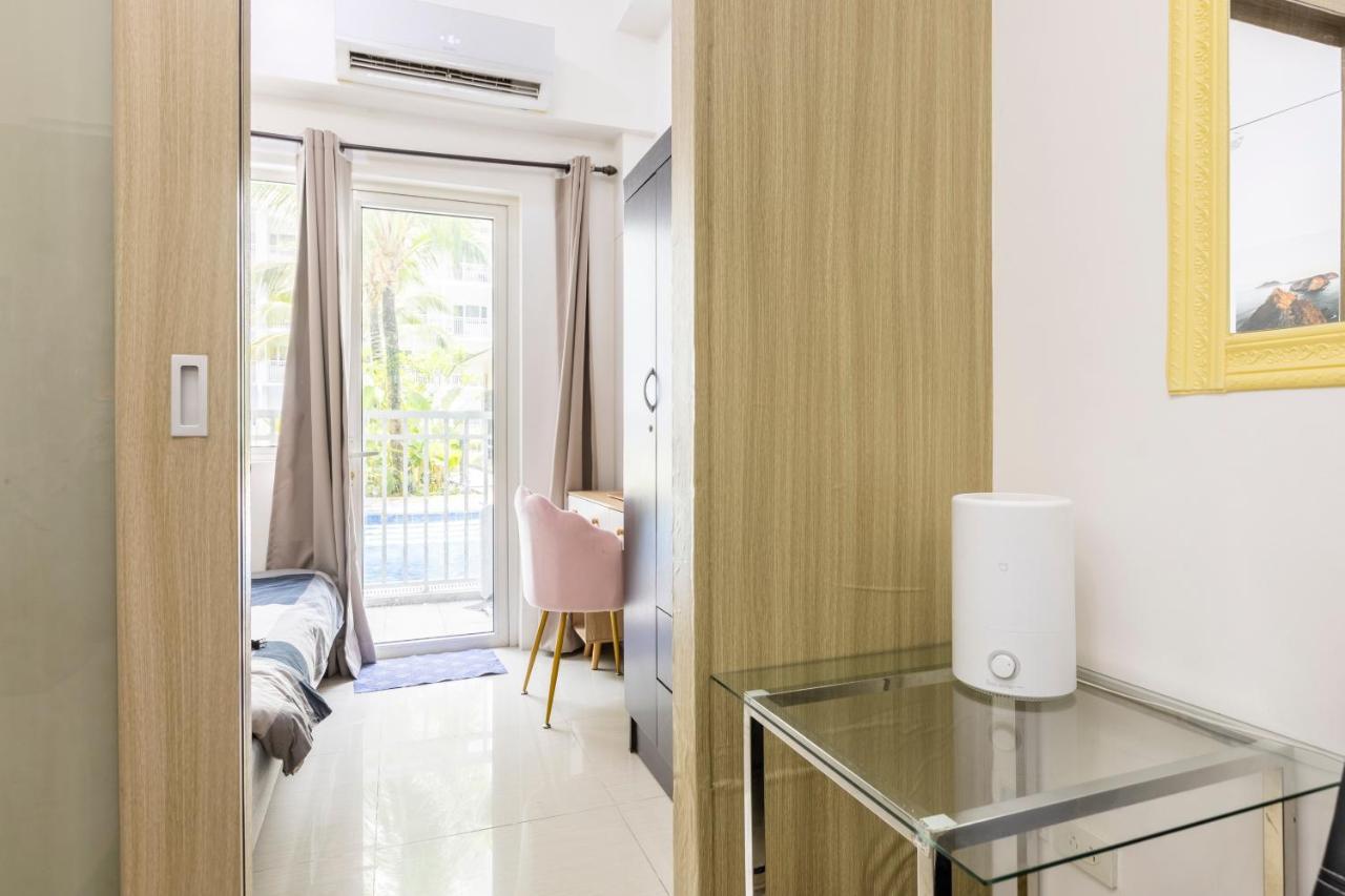 Staycation At Shore - Direct Pool Manila Exterior foto